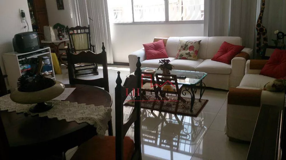 Apartamento à venda com 3 quartos, 148m² - Foto 1