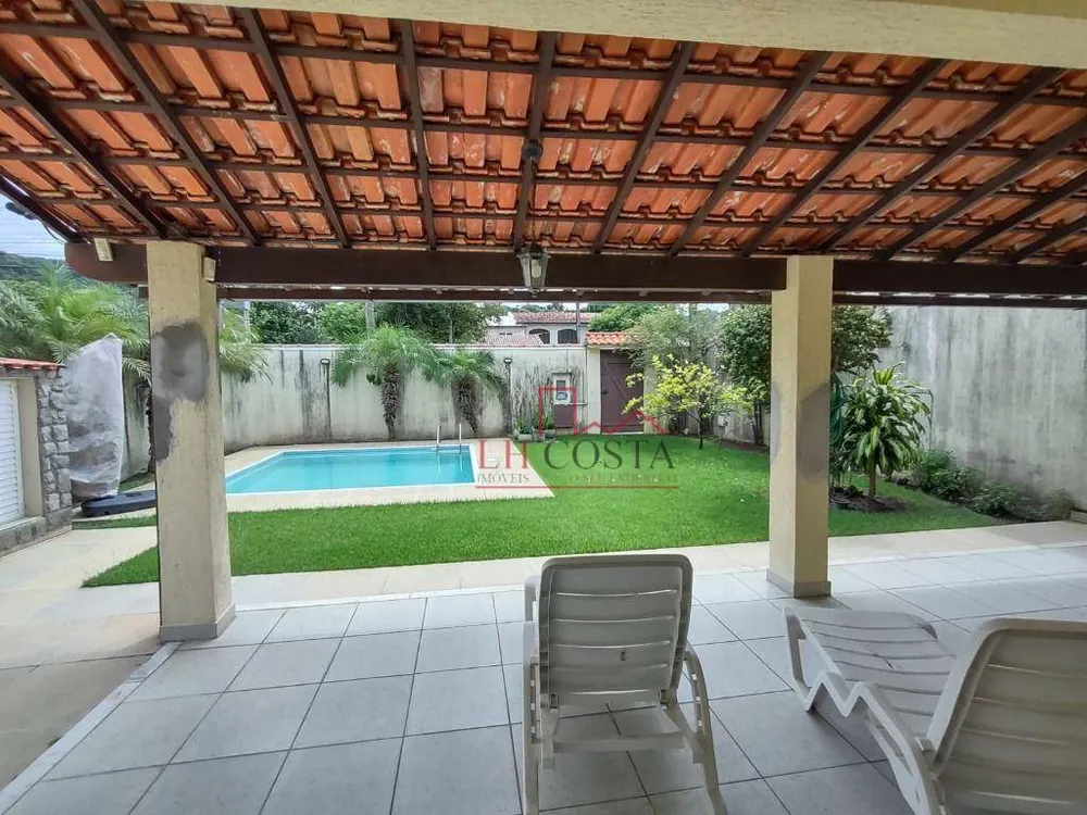Casa, 6 quartos, 330 m² - Foto 8