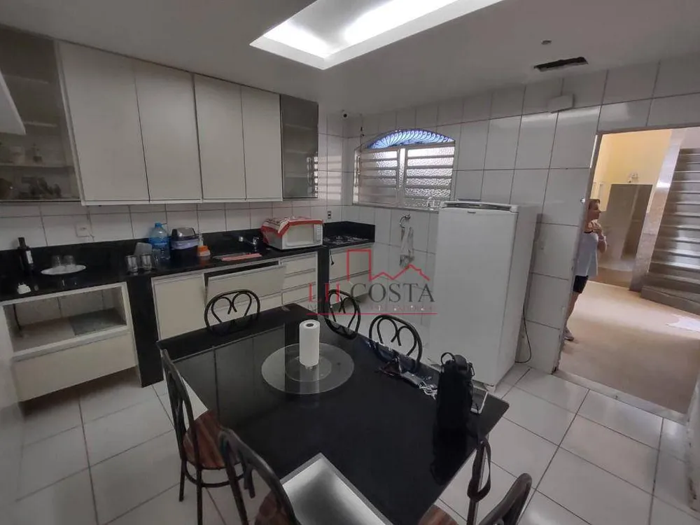 Casa, 6 quartos, 330 m² - Foto 36