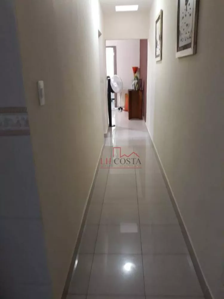 Casa, 3 quartos, 248 m² - Foto 11