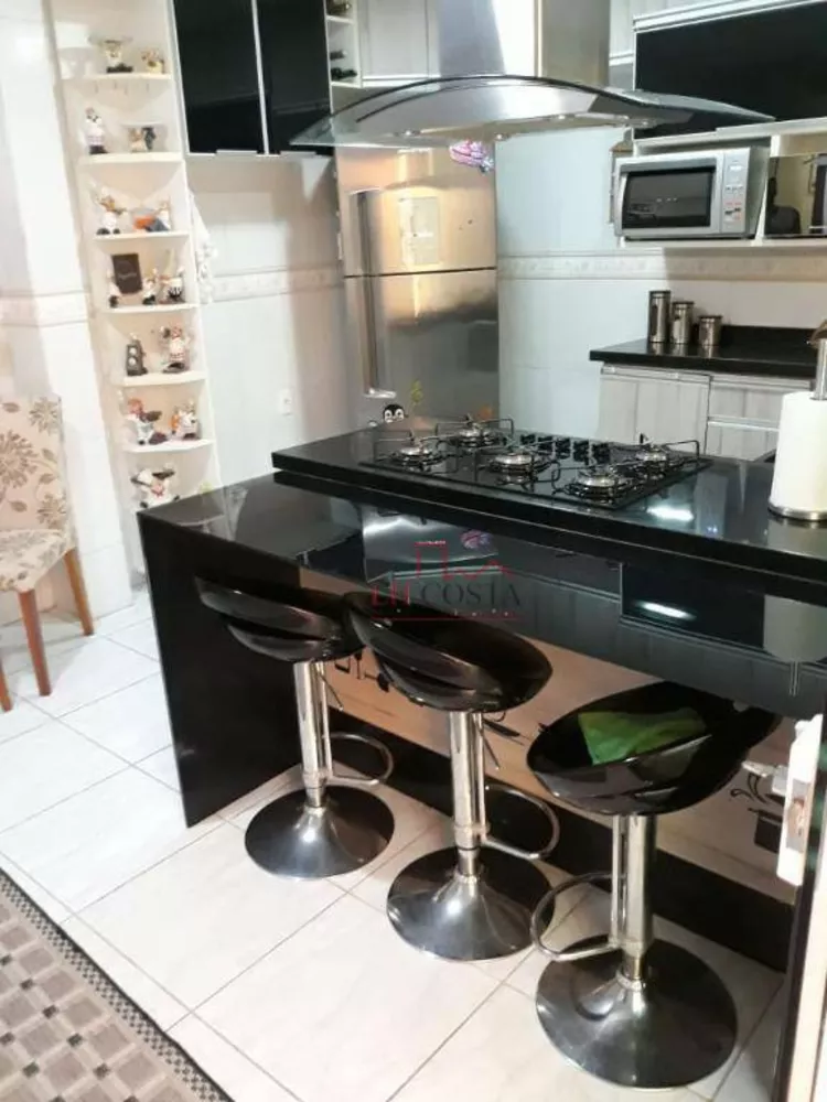 Casa, 3 quartos, 248 m² - Foto 8