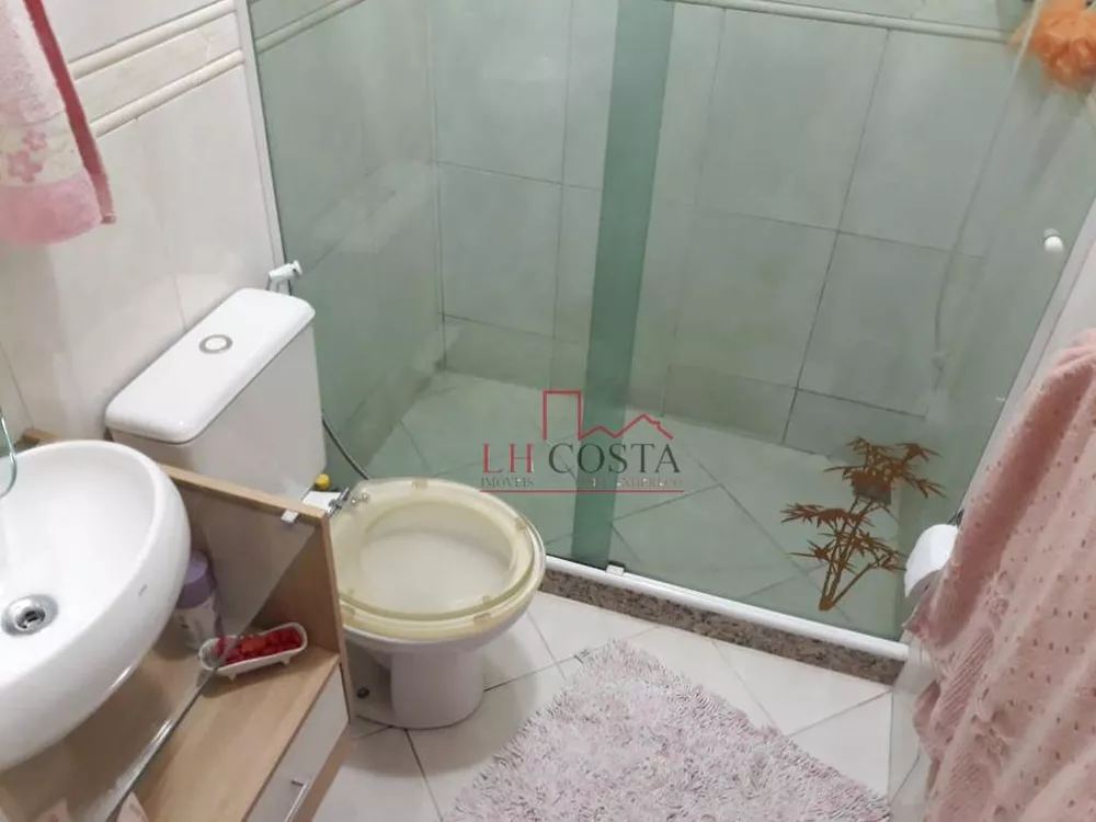 Casa, 3 quartos, 248 m² - Foto 2
