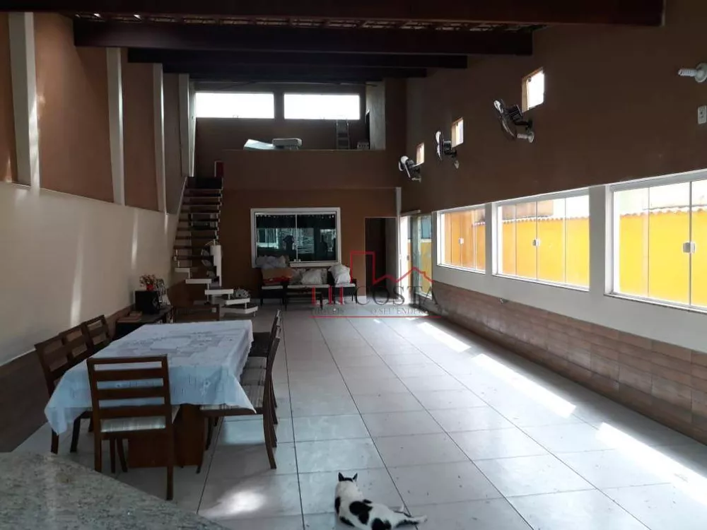 Casa, 3 quartos, 248 m² - Foto 20