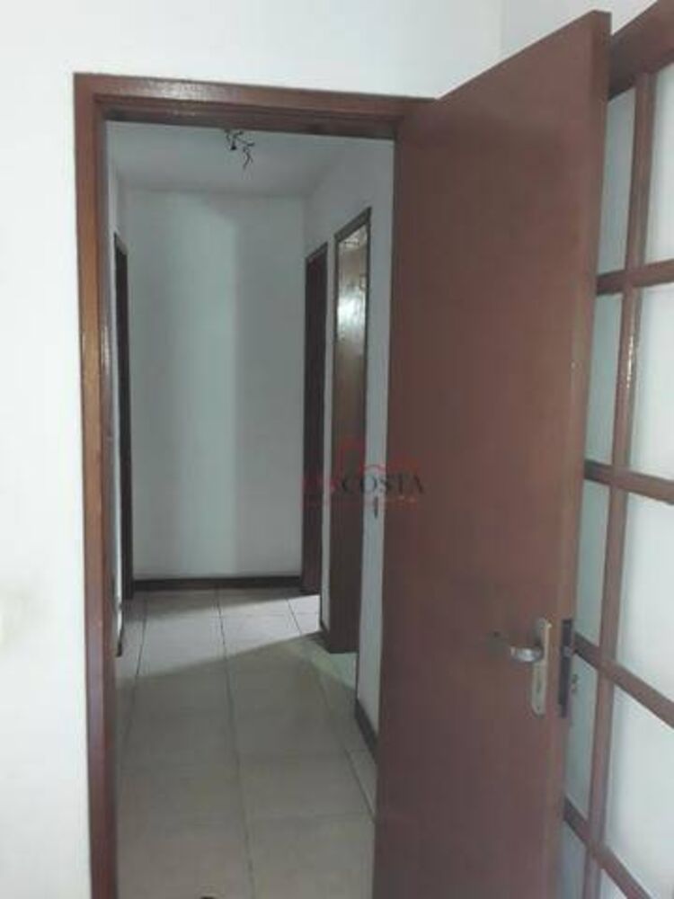 Casa, 3 quartos, 220 m² - Foto 4