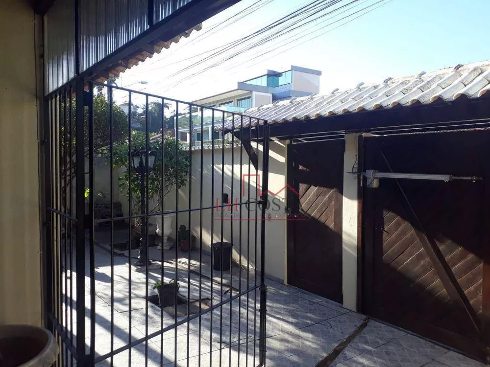 Casa, 3 quartos, 270 m² - Foto 3