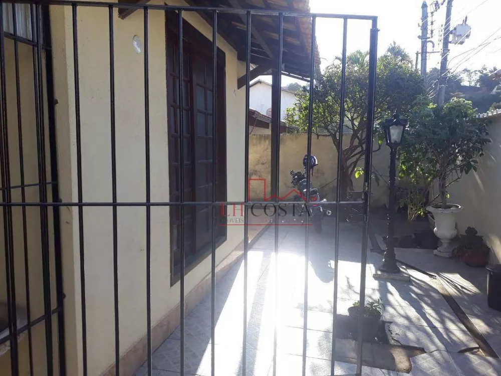 Casa, 3 quartos, 270 m² - Foto 4