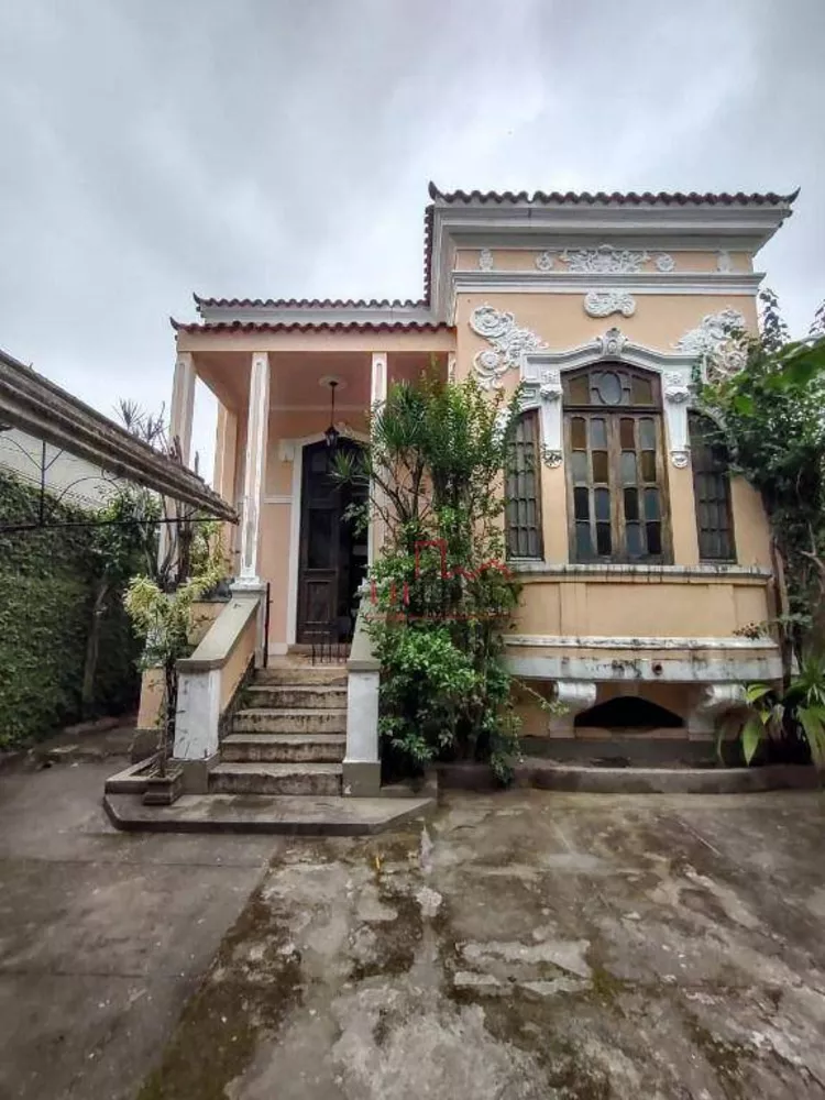 Casa, 4 quartos, 250 m² - Foto 1