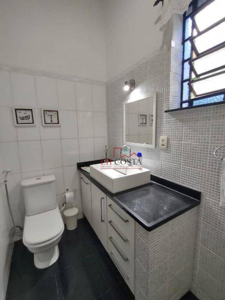 Casa, 4 quartos, 250 m² - Foto 19