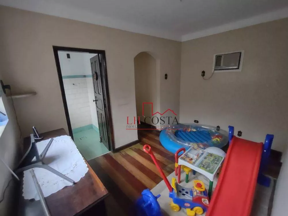 Casa, 4 quartos, 250 m² - Foto 35