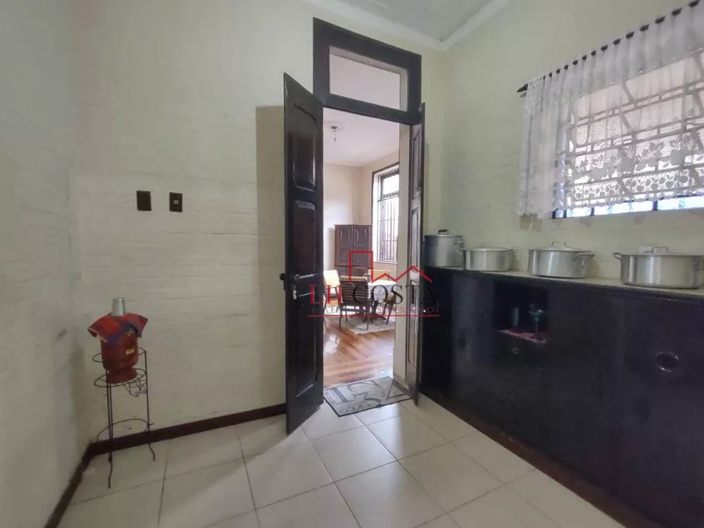 Casa, 4 quartos, 250 m² - Foto 28