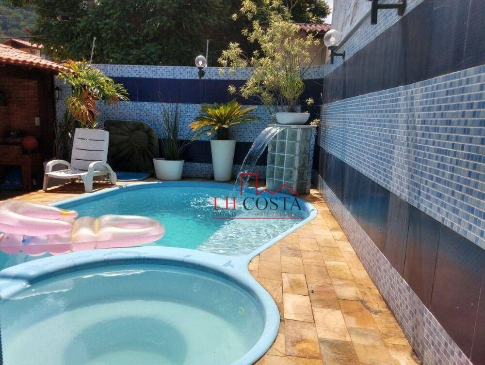 Casa, 3 quartos, 200 m² - Foto 13