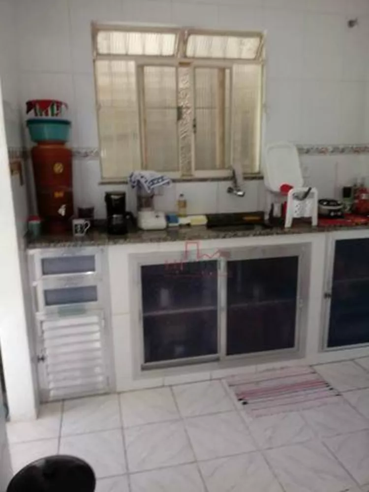 Casa, 5 quartos, 210 m² - Foto 3