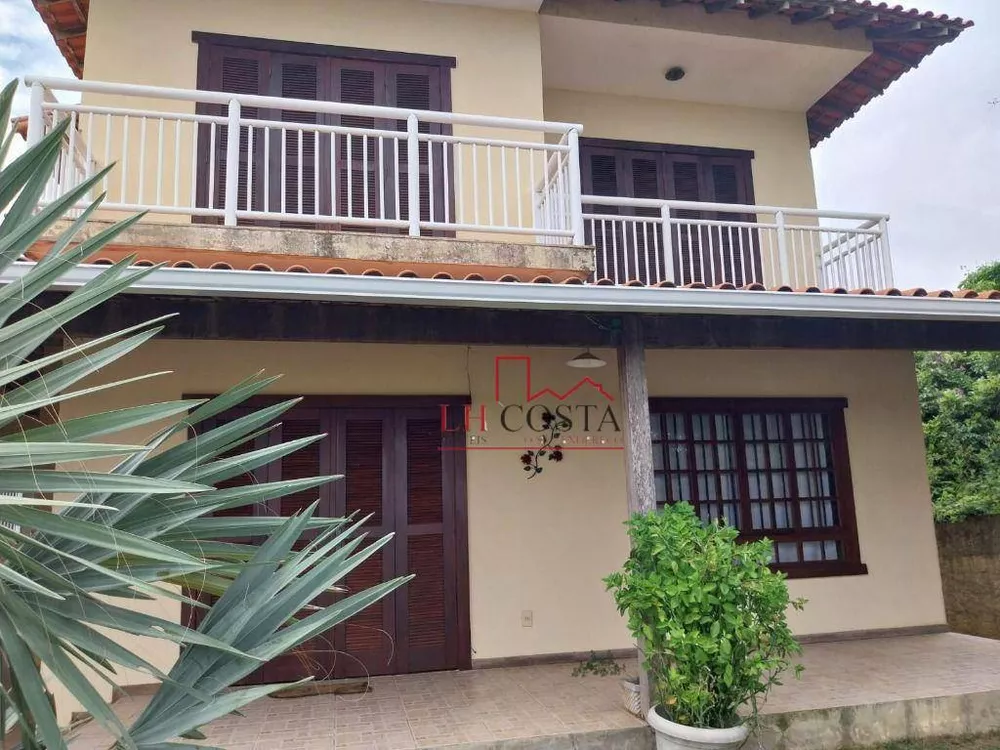 Casa, 3 quartos, 268 m² - Foto 1