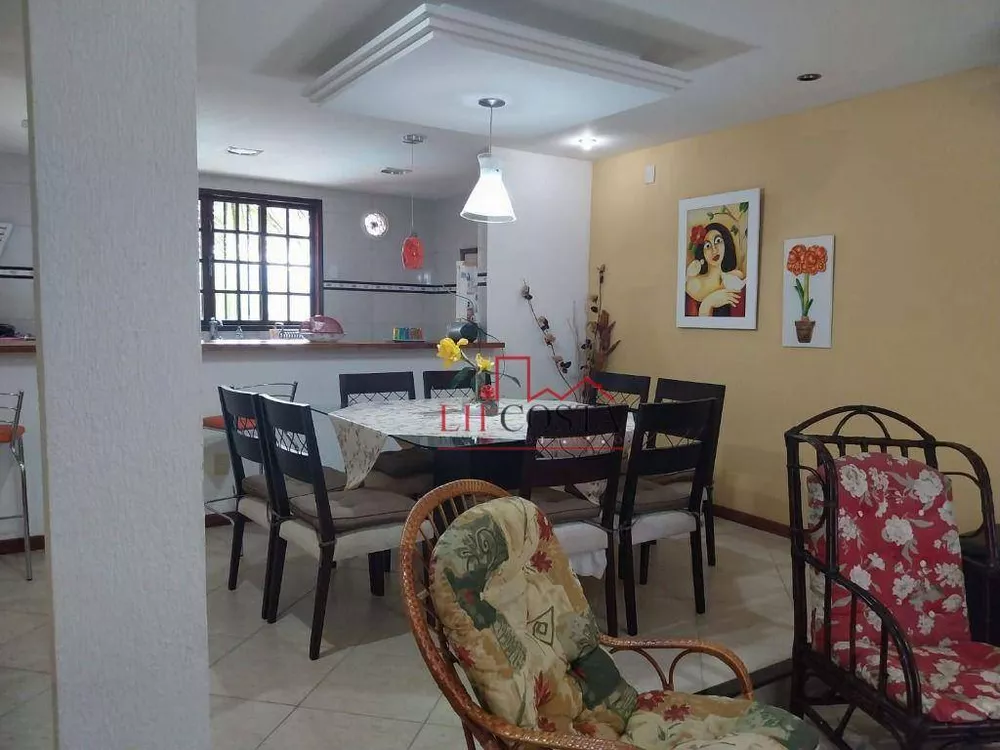Casa, 3 quartos, 268 m² - Foto 4