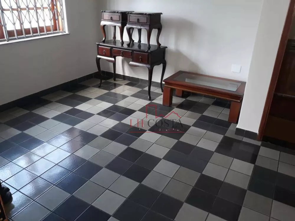 Casa, 5 quartos, 258 m² - Foto 8