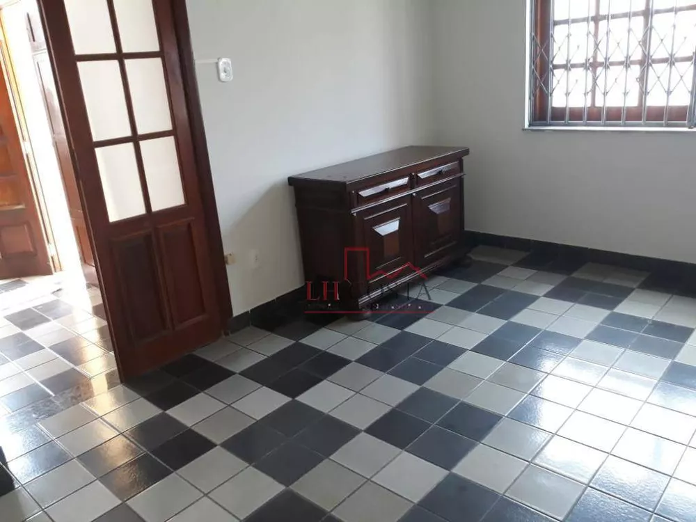Casa, 5 quartos, 258 m² - Foto 7