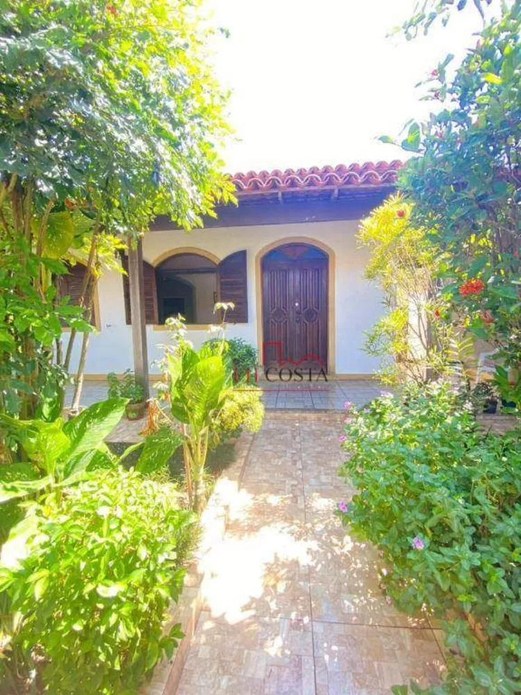 Casa, 3 quartos, 200 m² - Foto 1