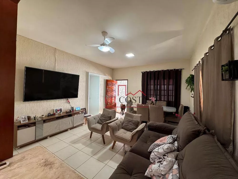 Casa, 3 quartos, 300 m² - Foto 11