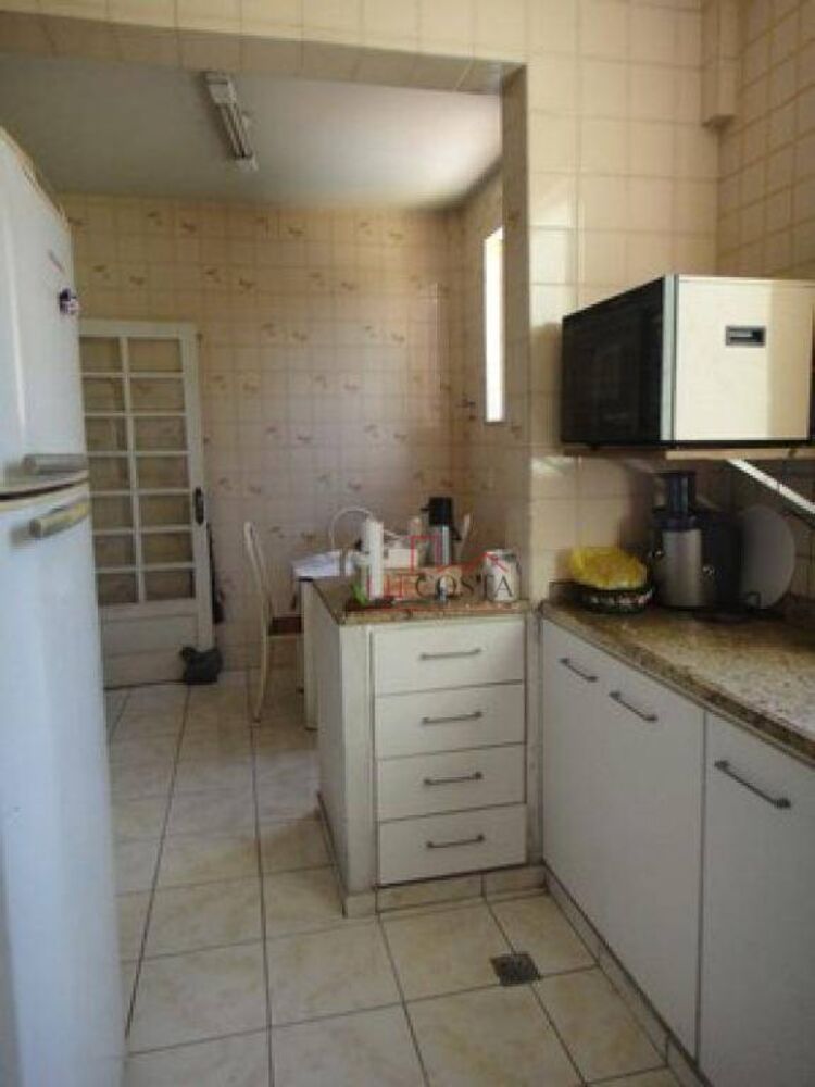 Casa, 4 quartos, 248 m² - Foto 23