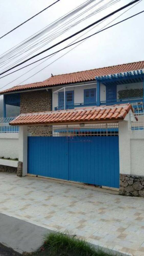 Casa, 4 quartos, 248 m² - Foto 2