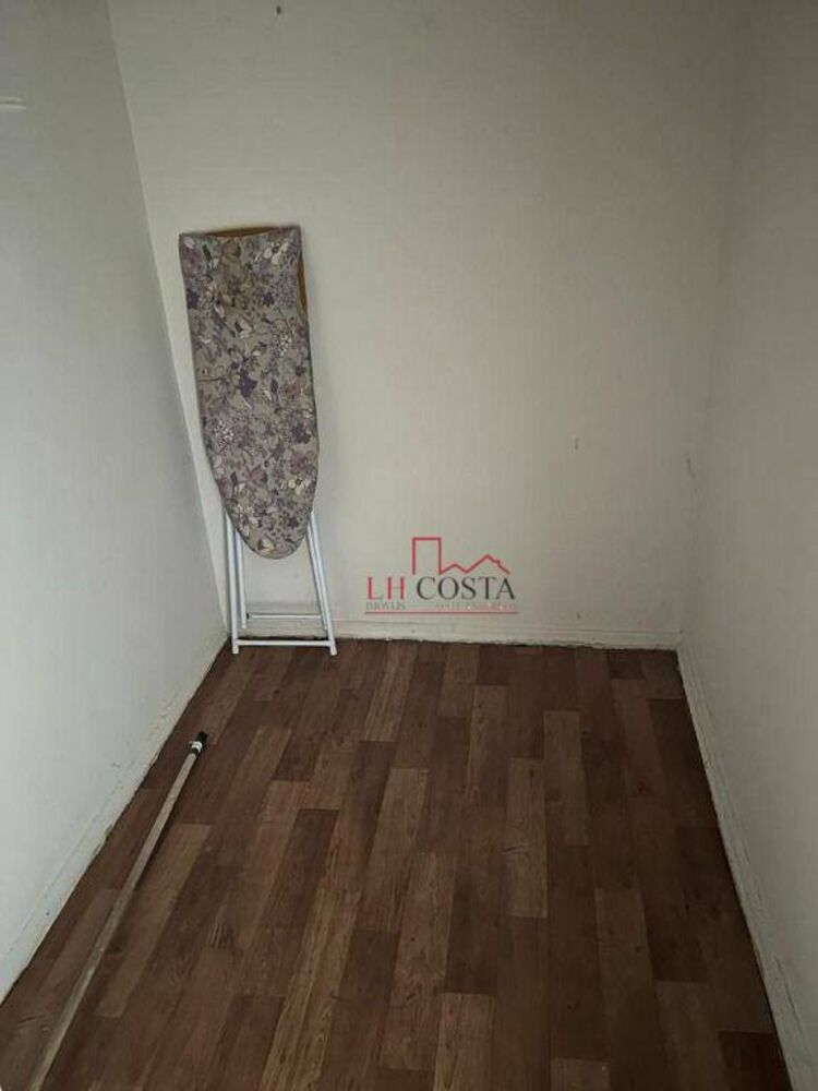 Apartamento à venda com 2 quartos, 70m² - Foto 2