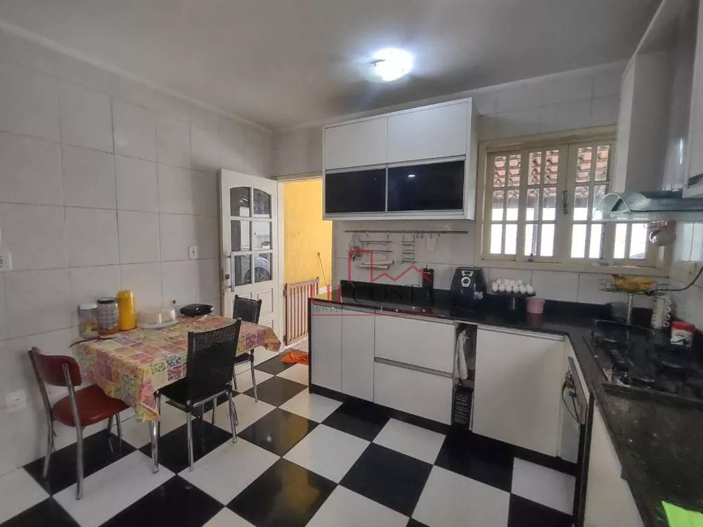 Casa, 3 quartos, 220 m² - Foto 22