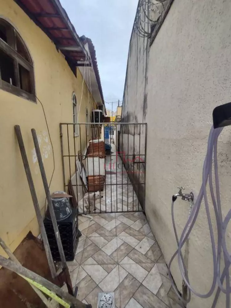 Casa, 3 quartos, 220 m² - Foto 32