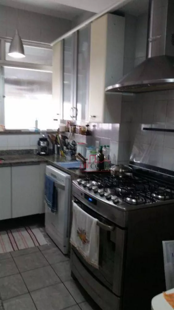 Cobertura, 3 quartos, 227 m² - Foto 13