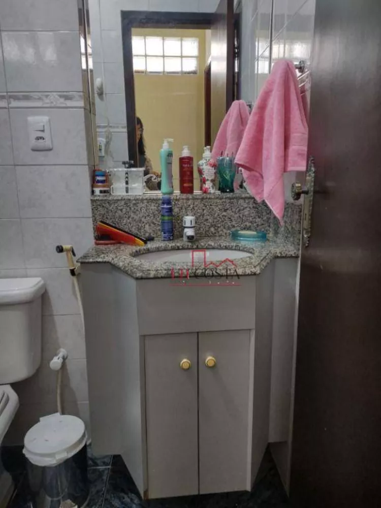 Casa, 3 quartos, 205 m² - Foto 28