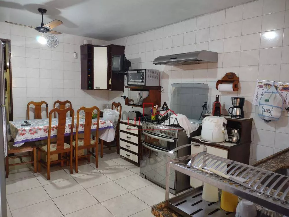 Casa, 3 quartos, 205 m² - Foto 11