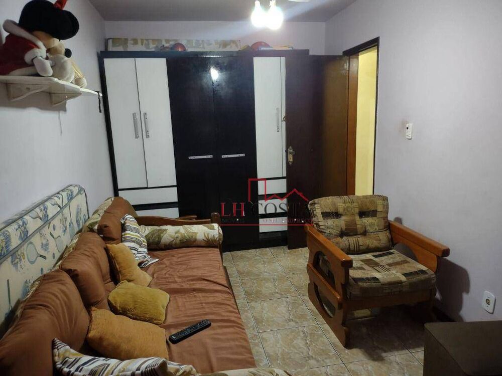 Casa à venda com 3 quartos, 205m² - Foto 1