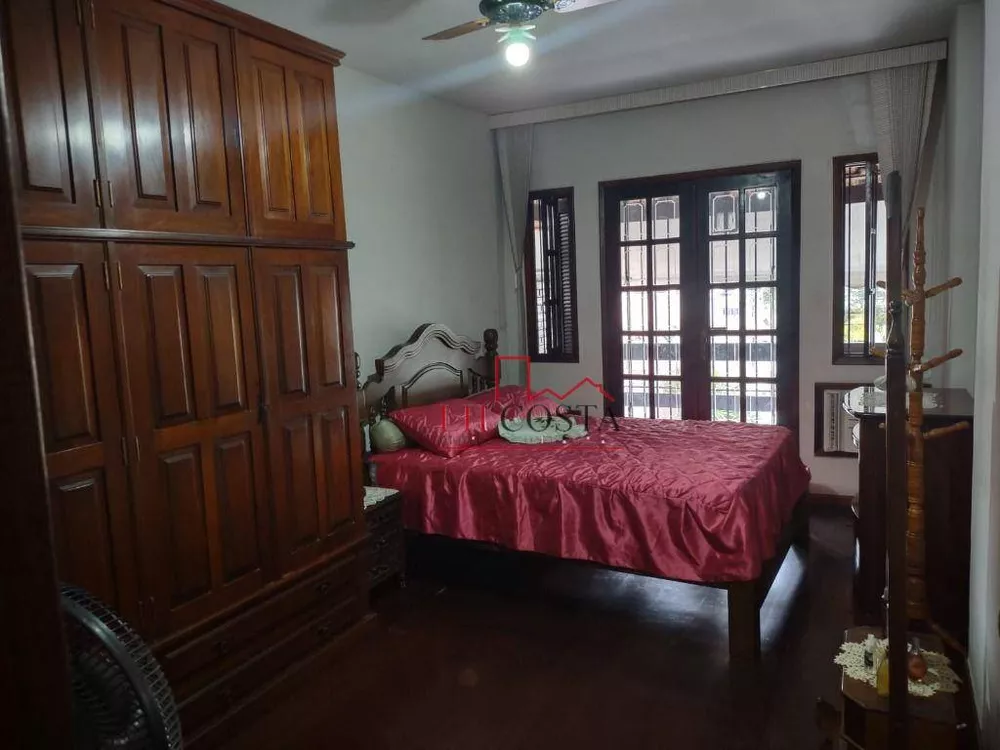 Casa, 3 quartos, 205 m² - Foto 26