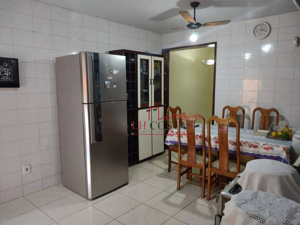 Casa, 3 quartos, 205 m² - Foto 13