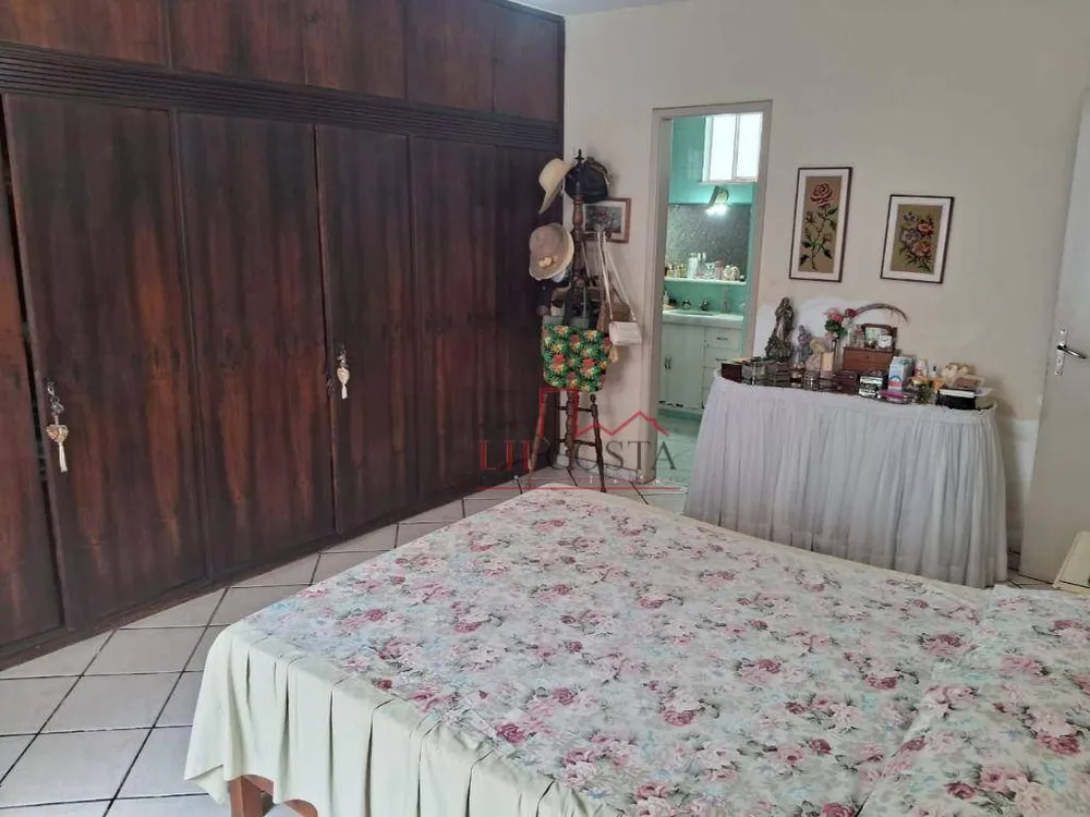 Casa, 4 quartos, 250 m² - Foto 14