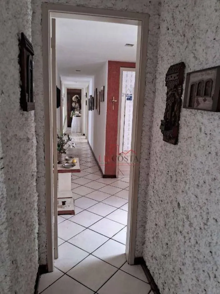 Casa, 4 quartos, 250 m² - Foto 11