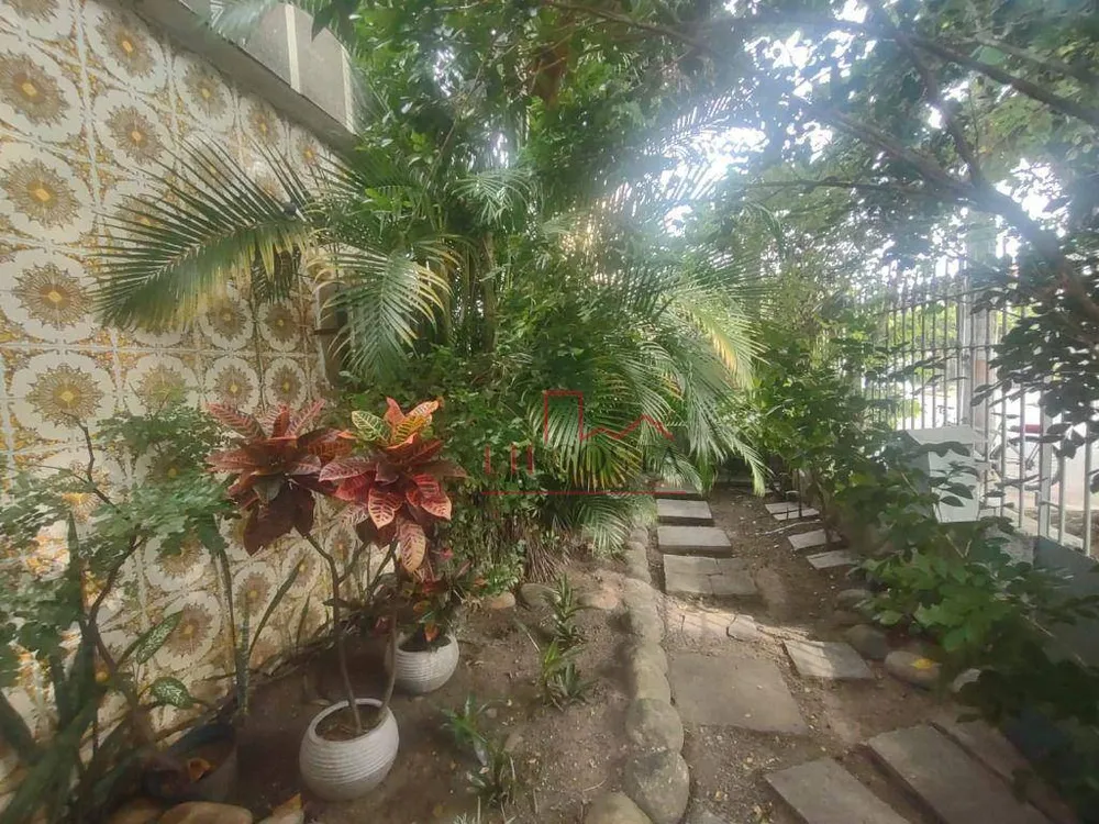 Casa, 4 quartos, 250 m² - Foto 43
