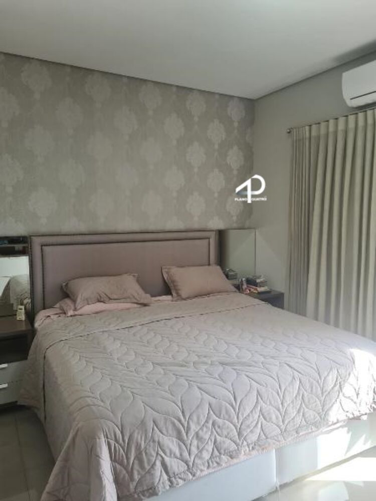 Casa, 3 quartos, 219 m² - Foto 4