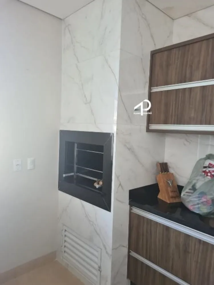 Casa, 3 quartos, 219 m² - Foto 3