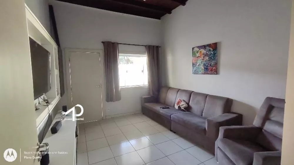 Casa à venda com 3 quartos, 276m² - Foto 2