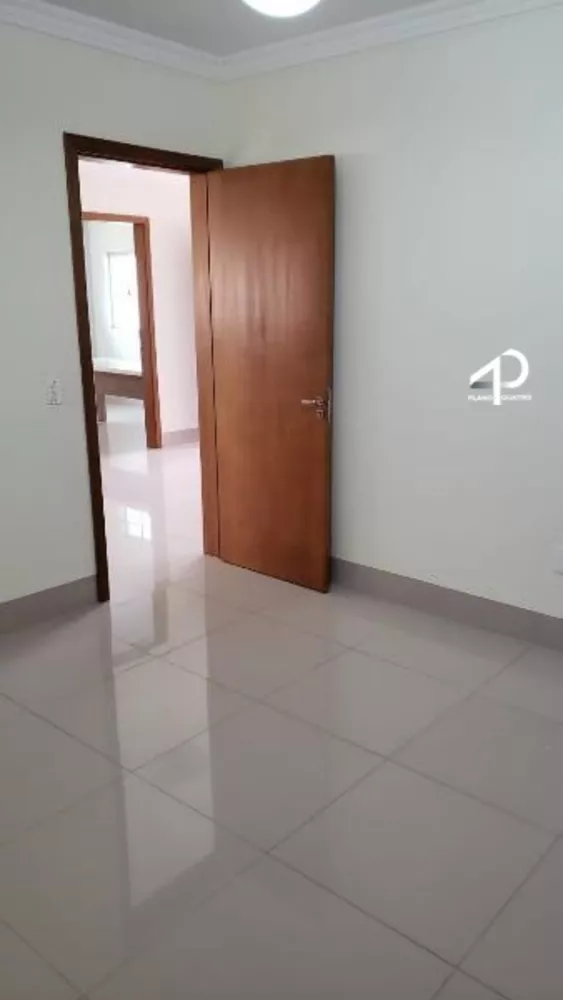 Casa, 4 quartos, 258 m² - Foto 8