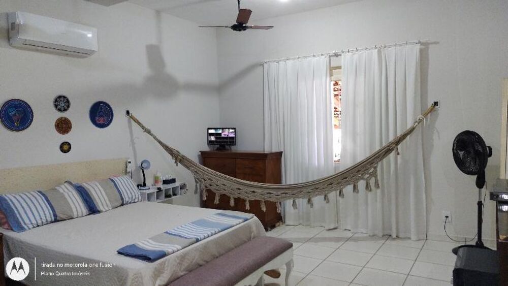 Casa à venda com 4 quartos, 200m² - Foto 4