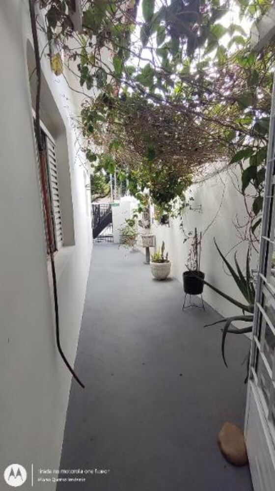 Casa à venda com 4 quartos, 200m² - Foto 9