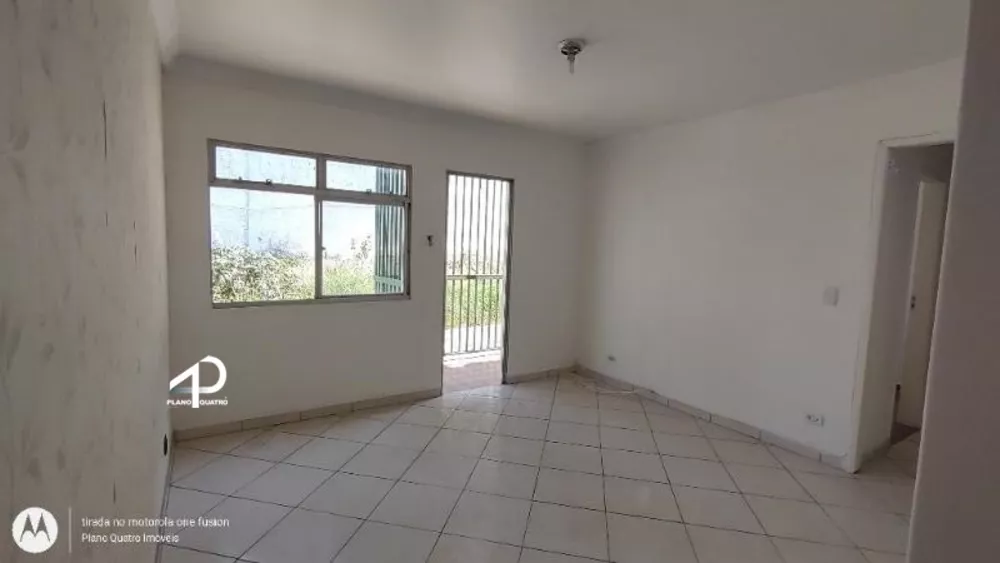 Apartamento à venda com 3 quartos, 69m² - Foto 2