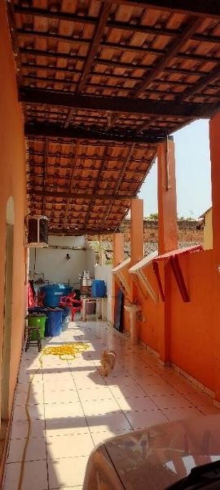 Casa à venda com 3 quartos, 120m² - Foto 1