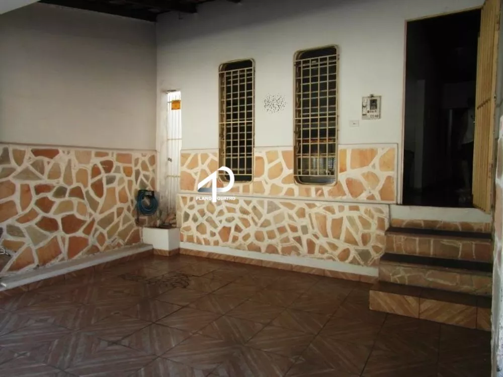 Casa, 3 quartos, 189 m² - Foto 1