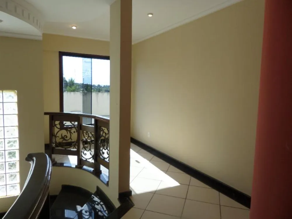 Casa, 4 quartos, 350 m² - Foto 24