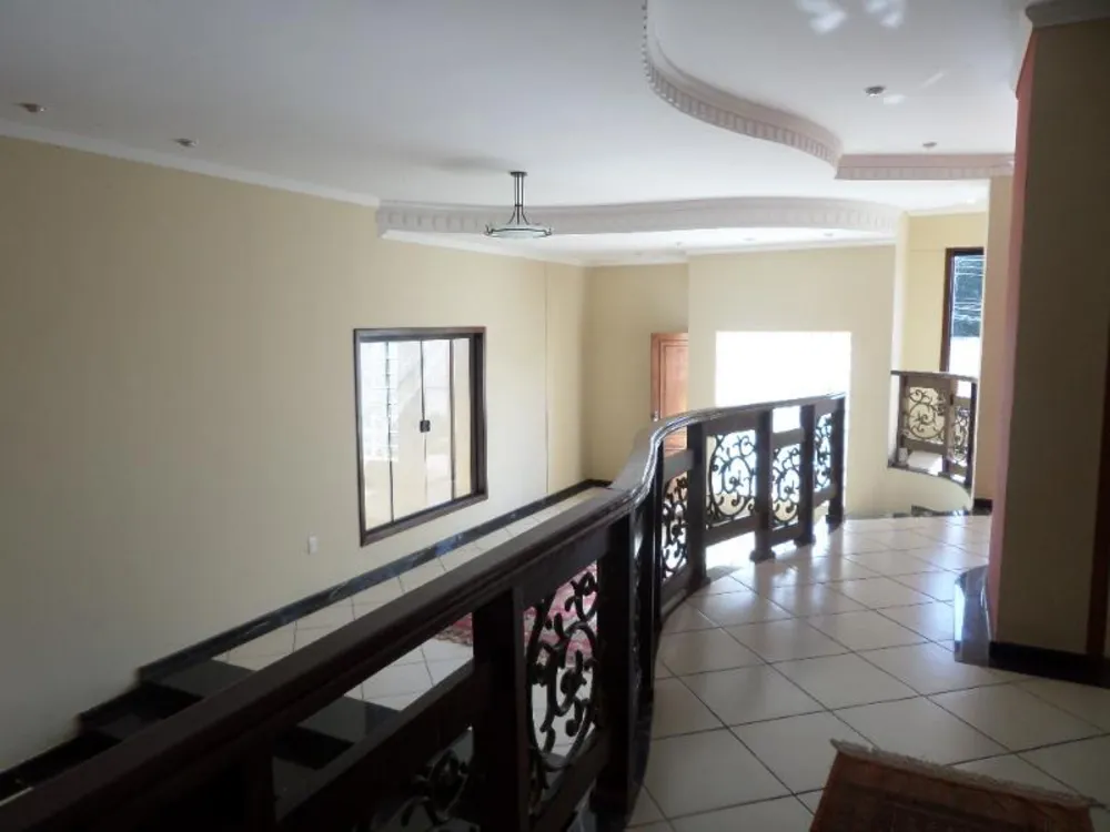 Casa, 4 quartos, 350 m² - Foto 9