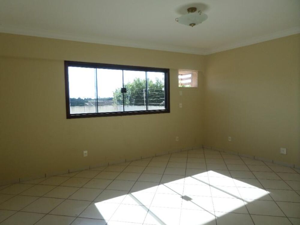 Casa à venda com 4 quartos, 350m² - Foto 7