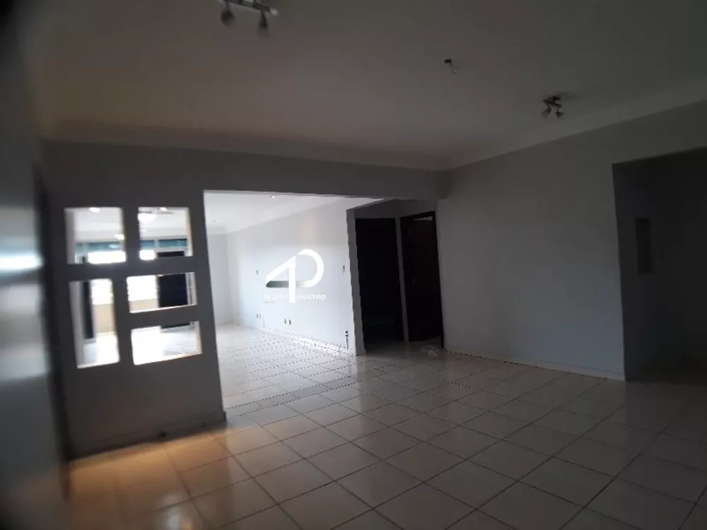Apartamento, 3 quartos, 206 m² - Foto 2