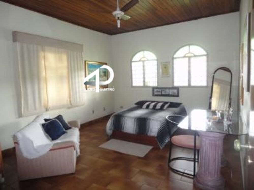 Casa à venda com 4 quartos, 278m² - Foto 10